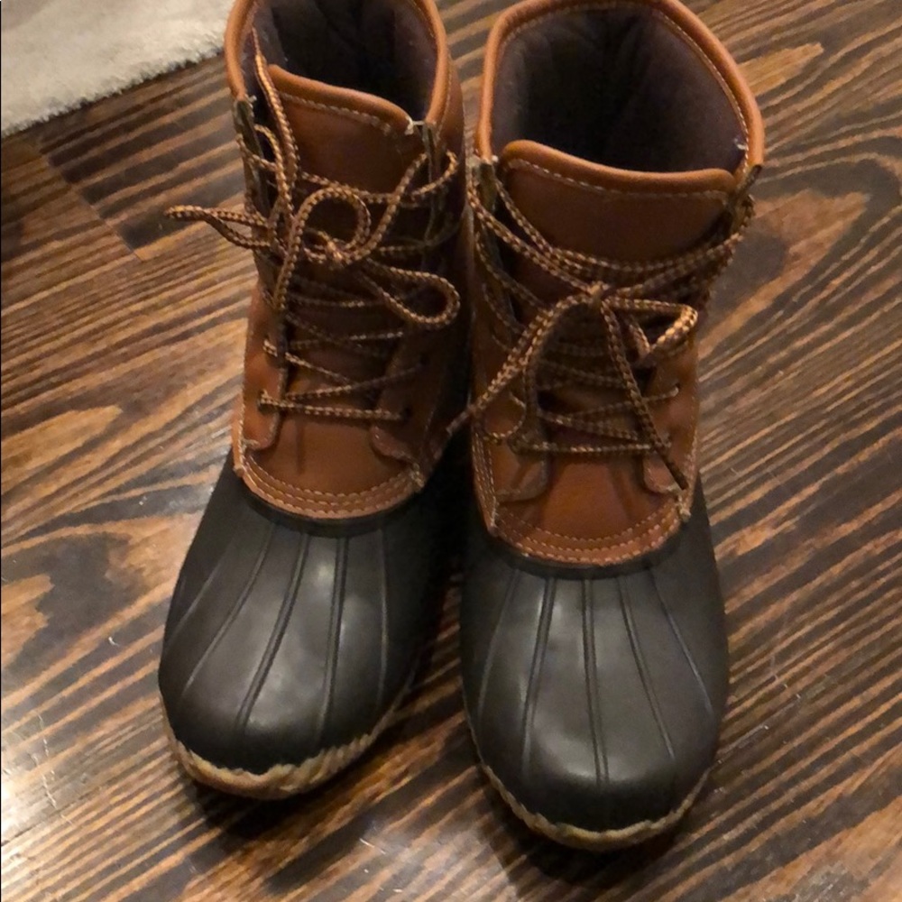 Merona Duck Boots, Size 9